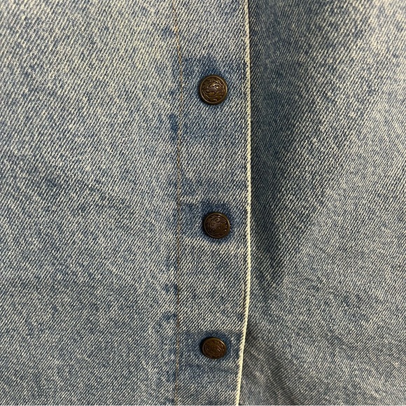 Vintage 90s no boundaries denim skirt with back button detailing size 7 - Picture 9 of 9